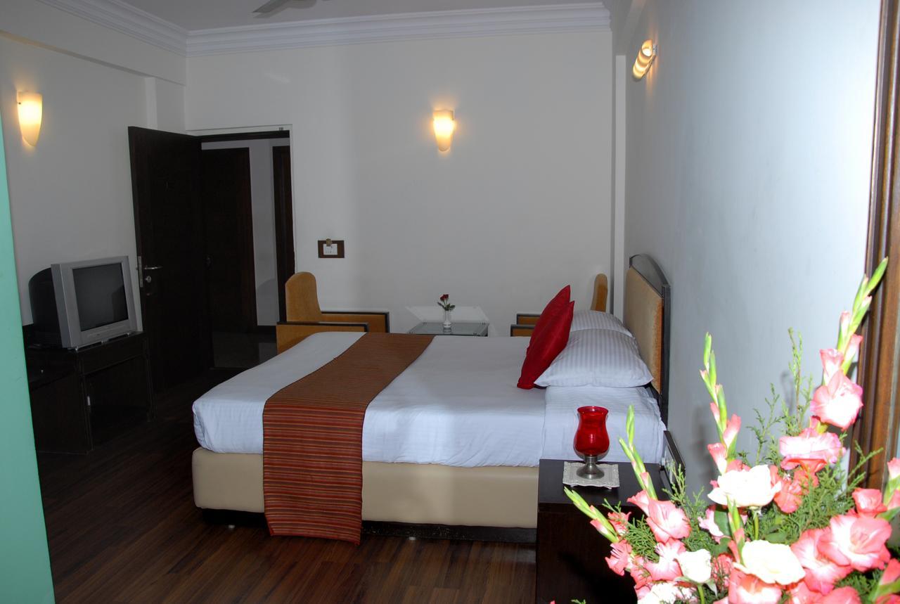 Hotel Siddharta Mysore Εξωτερικό φωτογραφία